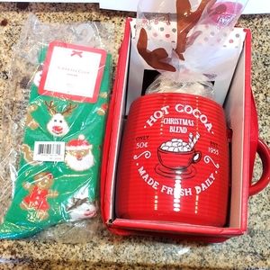 Hot 🔥 🥵 Cocoa  & Cozy Socks Christmas 🎄 Gift 🎁 Set Bundle